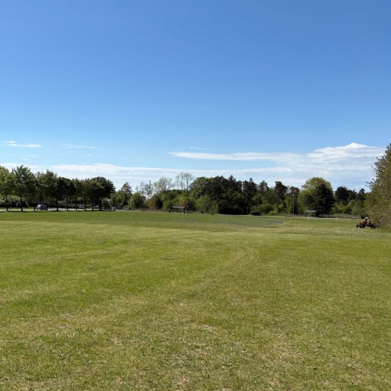 Fleksibel eventparkering ved et idrætscenter (4)
